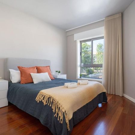 Carolina Roomy & Modern Apartment Porto Bagian luar foto