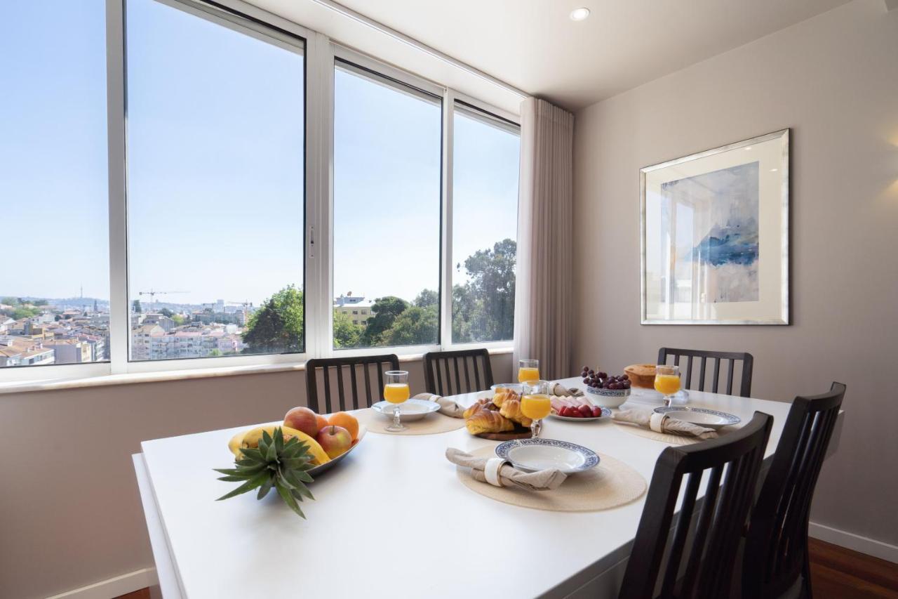 Carolina Roomy & Modern Apartment Porto Bagian luar foto